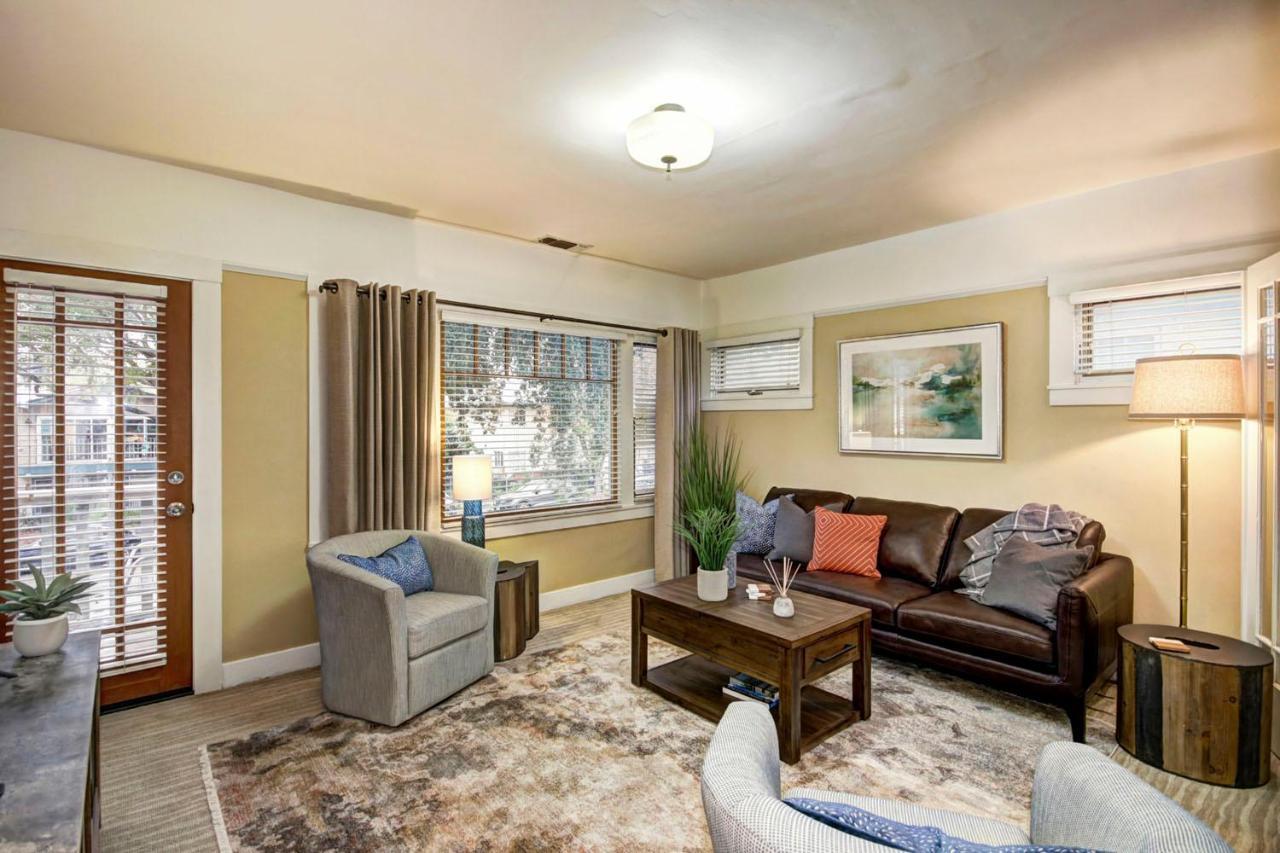 Charming 2Bed French Colonial Apartment In Desirable Midtown サクラメント エクステリア 写真